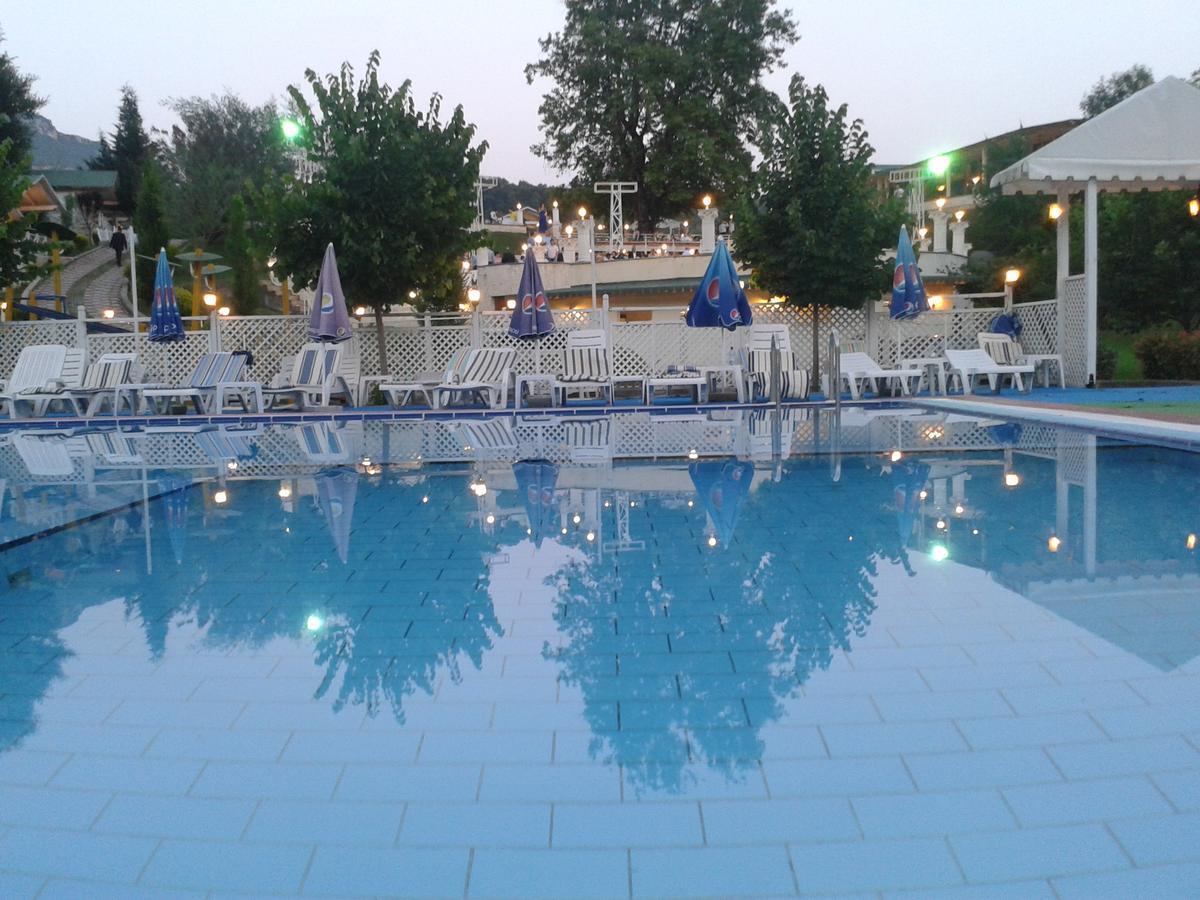 Resort Teater Kame Ибе Экстерьер фото